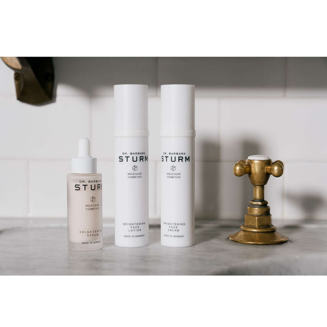 ドクター バーバラ シュトゥルム Brightening Face Cream ダクター 種類