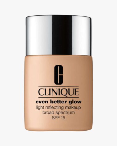 Produktbilde for Even Better Glow Light Reflecting Makeup SPF 15 30 ml - CN 70 Vanilla hos Fredrik & Louisa