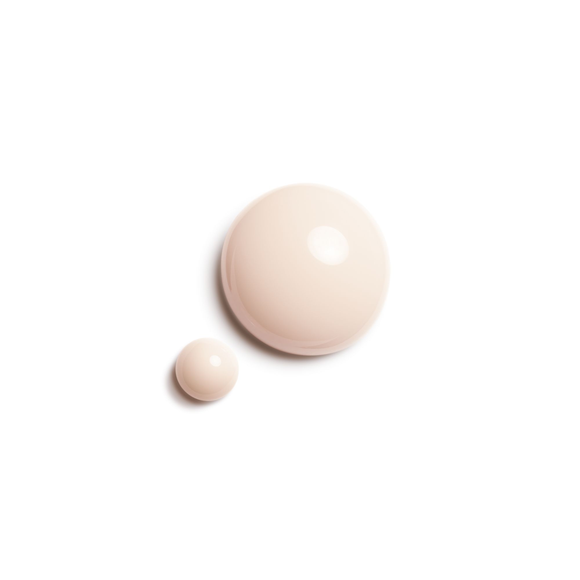 CHANEL La Base CamÉlia Fortifying, Protecting And Smoothing Base