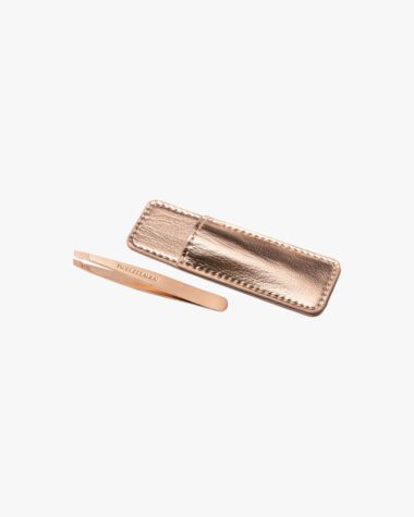 Produktbilde for Rose Gold Mini Slant Tweezer & Pouch hos Fredrik & Louisa