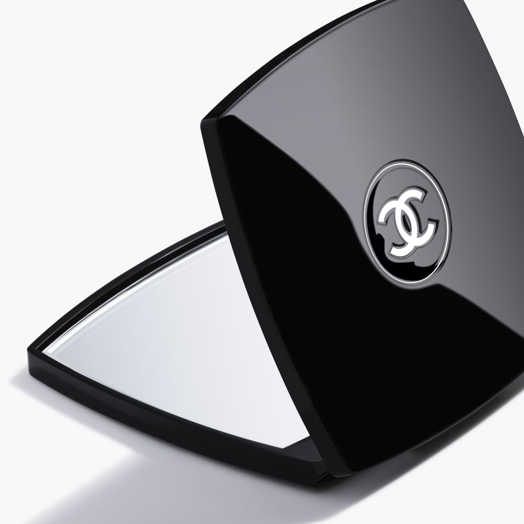 CHANEL Miroir Double Facettes 131 キャヴリエ s-l400.jpg