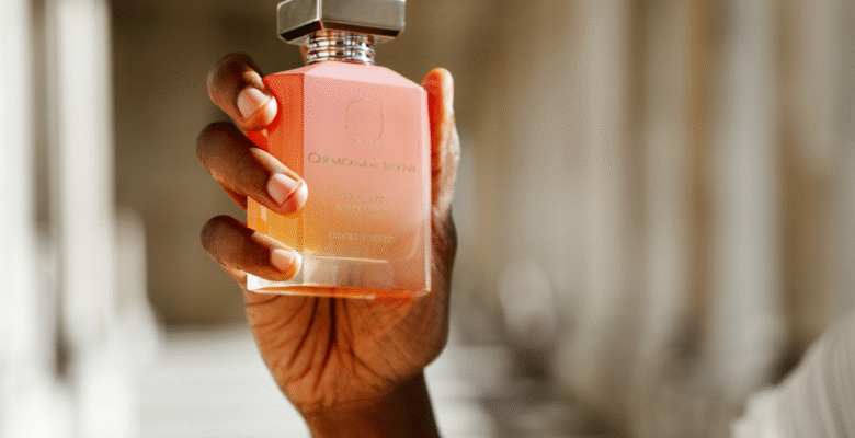 Frisk parfyme for sommeren 