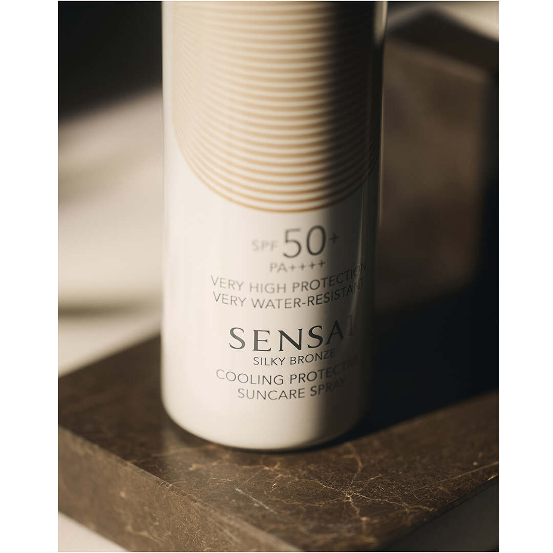 Sensai Silky Bronze Cooling Protective Suncare Spray 150 ml